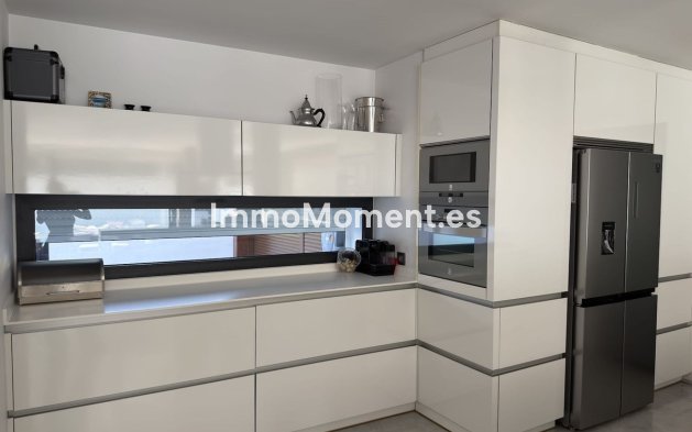 Wiederverkauf - Freistehende Villa - Marbella - Marbella Centro