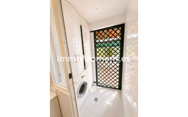 Wiederverkauf - Wohnung - Marbella - Nueva Andalucía