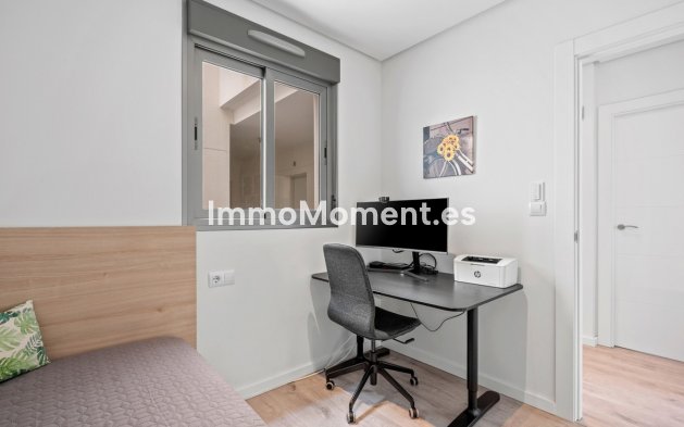 Wiederverkauf - Wohnung - Orihuela Costa - Villamartín
