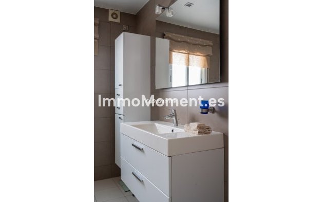 Wiederverkauf - Wohnung - Marbella - Nueva Andalucía