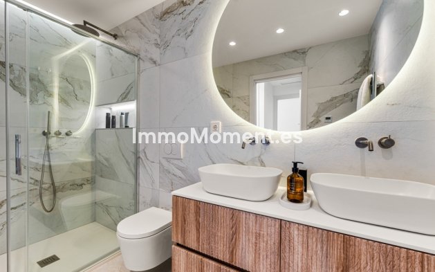 Wiederverkauf - Wohnung - Marbella - Nueva Andalucía