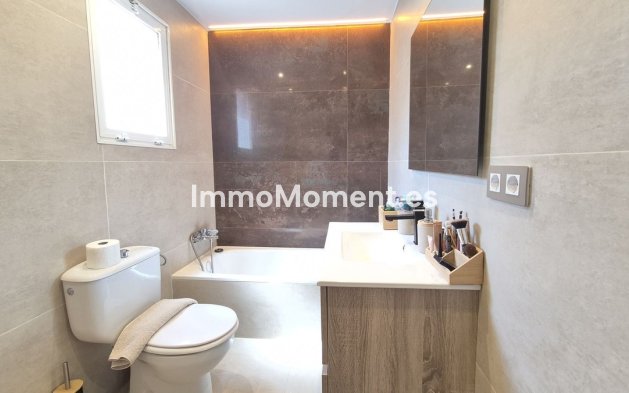 Revente - Appartement - Estepona  - New Golden Mile