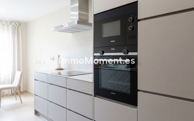 Wiederverkauf - Wohnung - Marbella - Nueva Andalucía