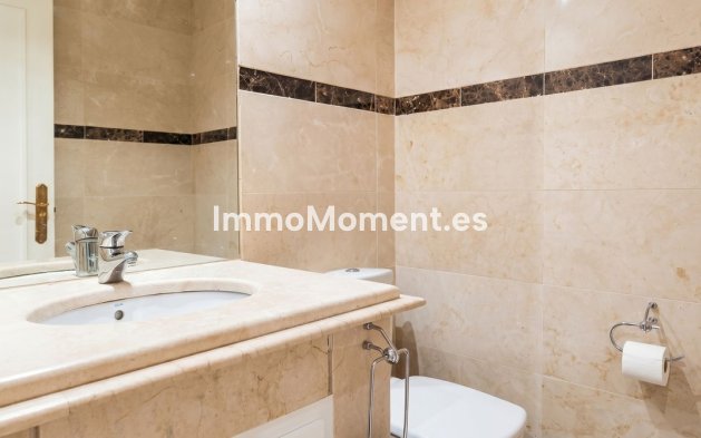 Wiederverkauf - Wohnung - Marbella - Nueva Andalucía