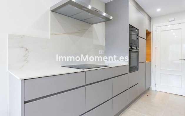 Wiederverkauf - Wohnung - Marbella - Nueva Andalucía