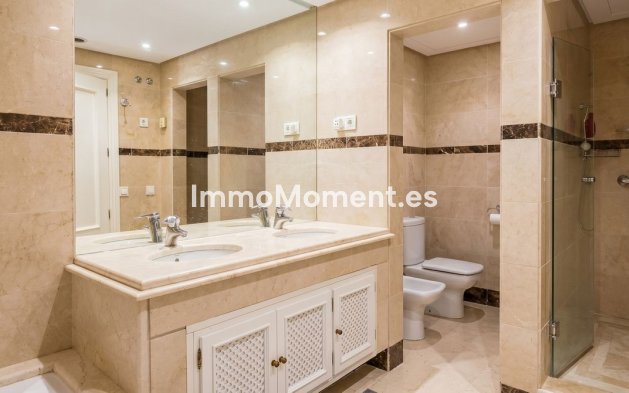Wiederverkauf - Wohnung - Marbella - Nueva Andalucía