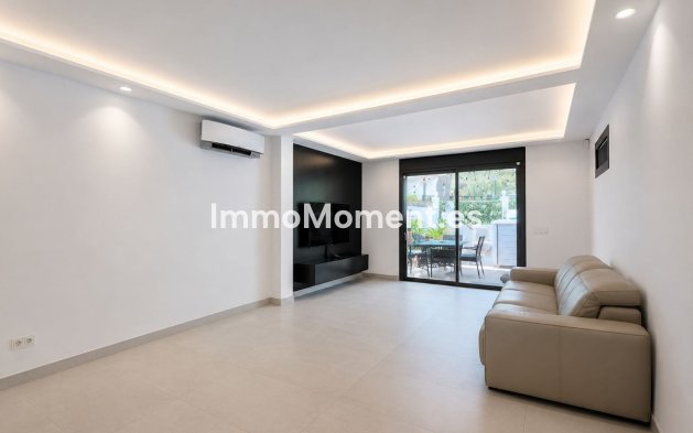 Wiederverkauf - Freistehende Villa - Marbella - Nueva Andalucía