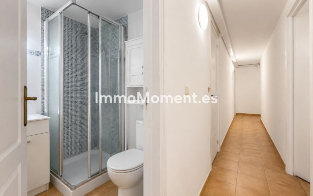 Wiederverkauf - Freistehende Villa - Marbella - Nueva Andalucía