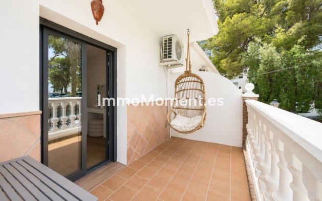 Wiederverkauf - Freistehende Villa - Marbella - Nueva Andalucía