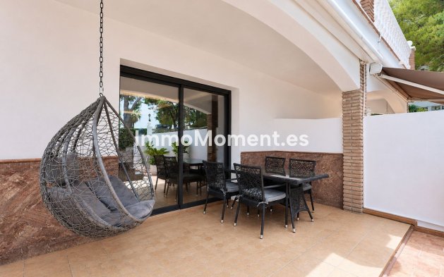 Wiederverkauf - Freistehende Villa - Marbella - Nueva Andalucía