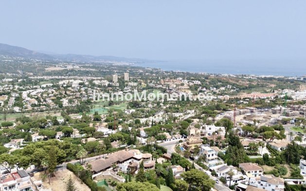 Wiederverkauf - Freistehende Villa - Marbella - Nueva Andalucía