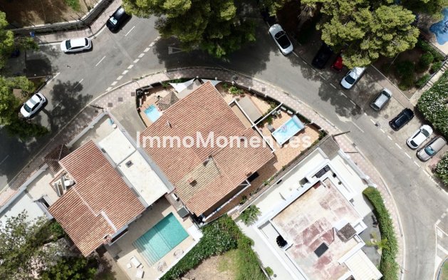 Wiederverkauf - Freistehende Villa - Marbella - Nueva Andalucía