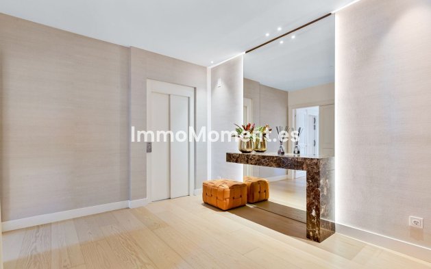 Resale - Detached villa - Benahavís - Benahavís Centro