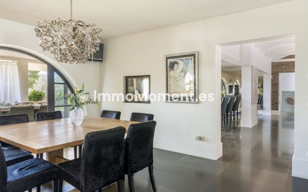 Reventa - Villa independiente - Estepona  - New Golden Mile