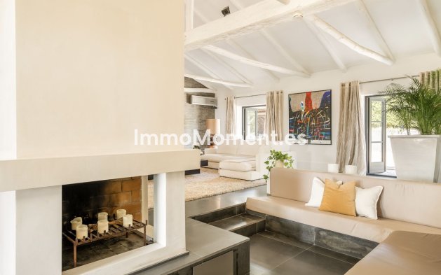 Reventa - Villa independiente - Estepona  - New Golden Mile
