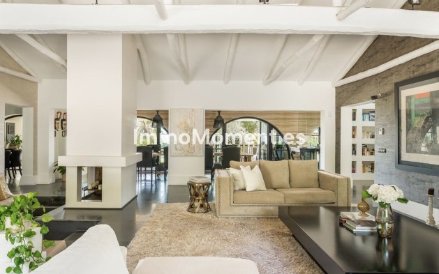 Reventa - Villa independiente - Estepona  - New Golden Mile