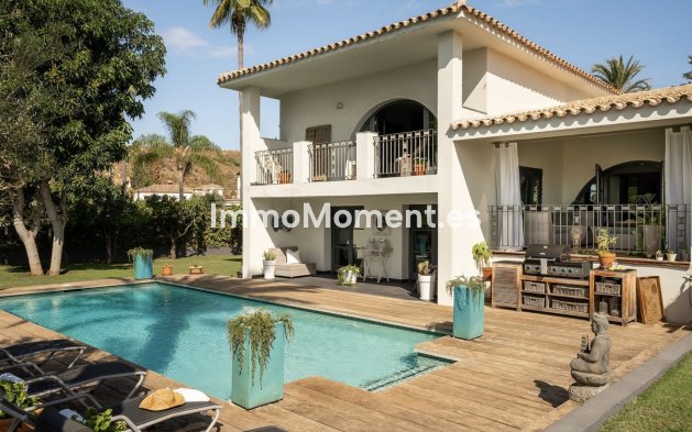Reventa - Villa independiente - Estepona  - New Golden Mile