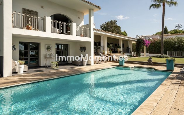 Reventa - Villa independiente - Estepona  - New Golden Mile