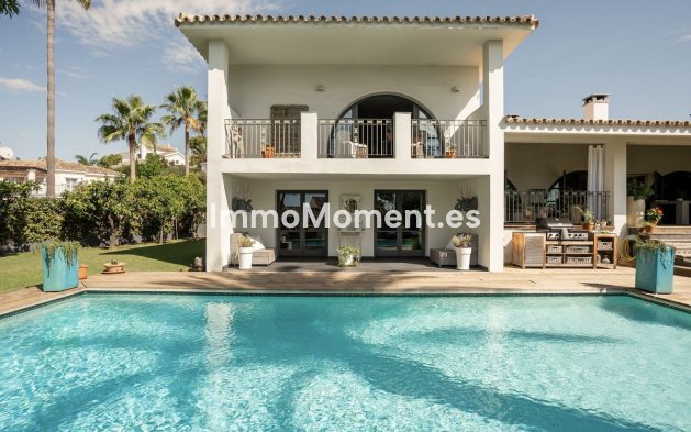 Reventa - Villa independiente - Estepona  - New Golden Mile
