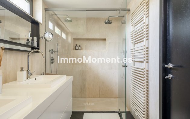 Reventa - Villa independiente - Estepona  - New Golden Mile