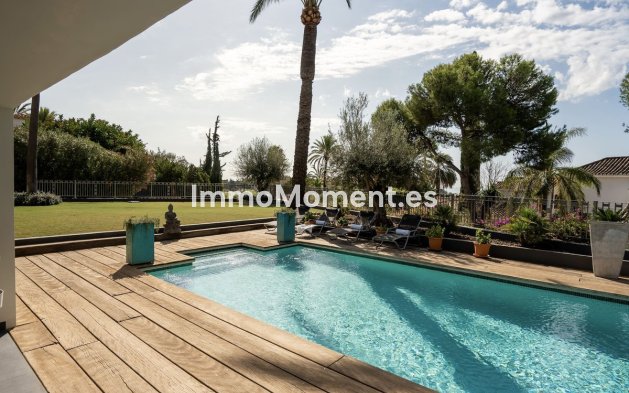 Reventa - Villa independiente - Estepona  - New Golden Mile