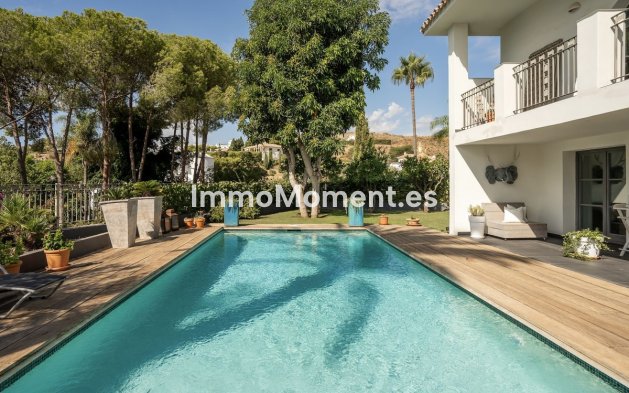 Reventa - Villa independiente - Estepona  - New Golden Mile
