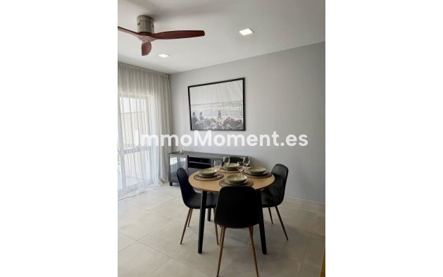 Resale - Apartment - Benalmadena - Benalmadena Centro
