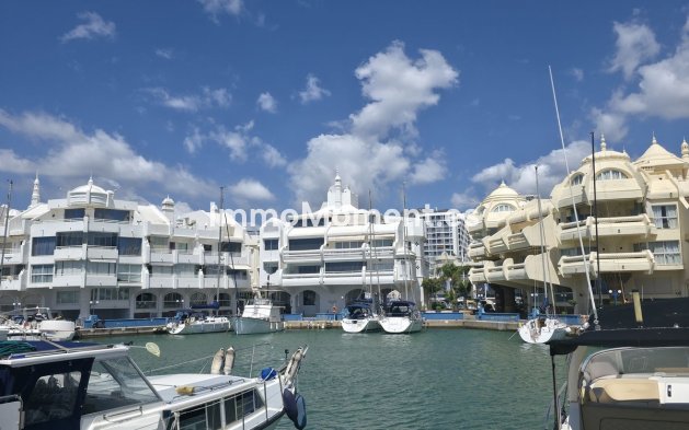 Resale - Apartment - Benalmadena - Benalmadena Centro