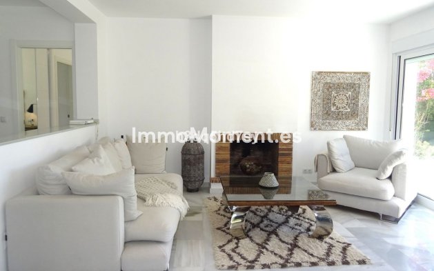 Reventa - Villa independiente - Mijas - Calahonda