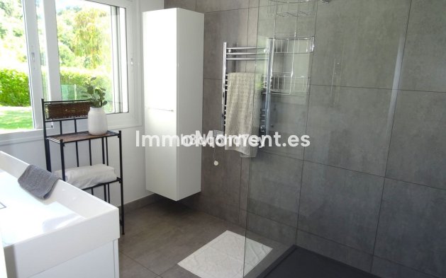 Reventa - Villa independiente - Mijas - Calahonda