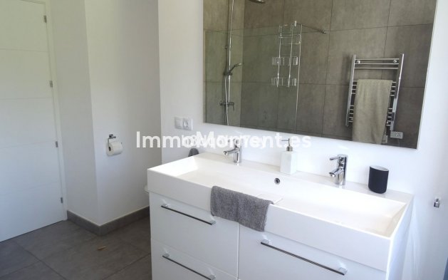 Reventa - Villa independiente - Mijas - Calahonda