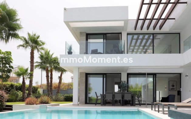 Revente - Villa individuelle - Estepona  - New Golden Mile
