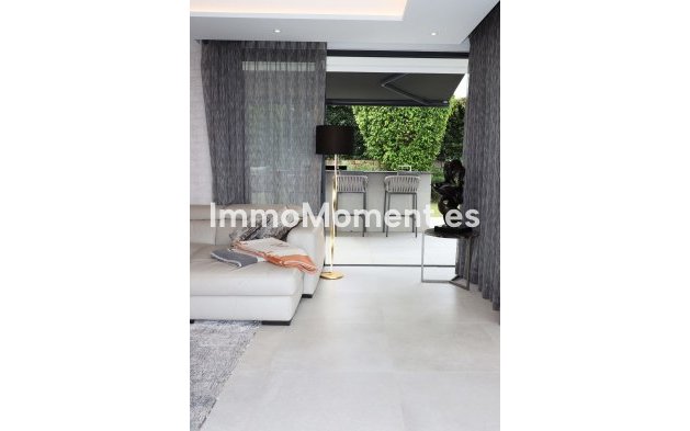 Revente - Villa individuelle - Estepona  - New Golden Mile