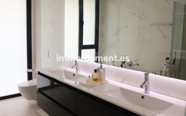 Revente - Villa individuelle - Estepona  - New Golden Mile