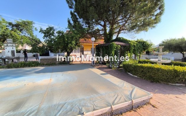 Resale - Detached villa - Yecla - Yecla Centro