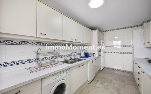 Wiederverkauf - Wohnung - Marbella - Guadalmina Alta