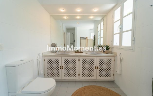 Bestaande woning - Vrijstaande villa - Marbella - Elviria