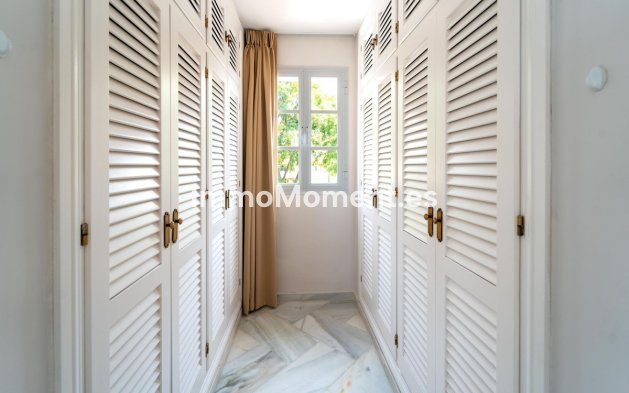 Bestaande woning - Vrijstaande villa - Marbella - Elviria