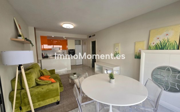Resale - Apartment - Benalmadena - Benalmadena Centro