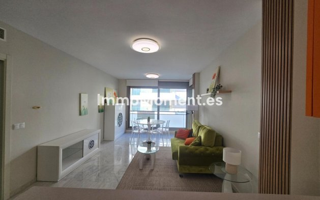 Resale - Apartment - Benalmadena - Benalmadena Centro