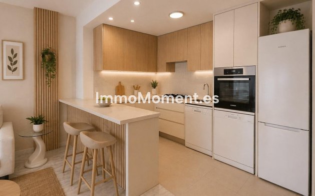 Resale - Apartment - Benalmadena - Benalmadena Centro