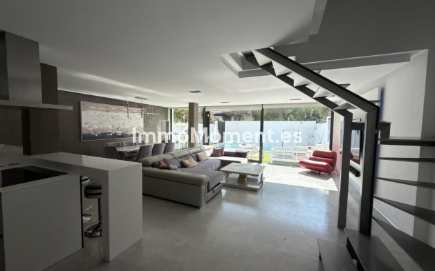 Resale - Detached villa - Marbella - Nueva Andalucía