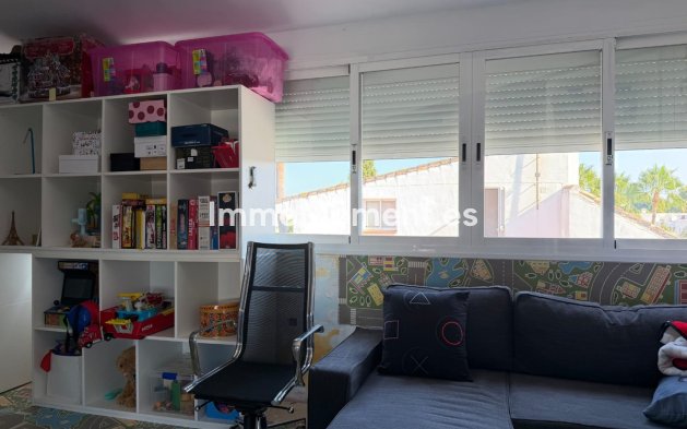 Resale - Detached villa - Marbella - Nueva Andalucía