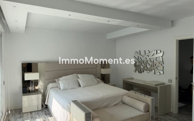 Resale - Detached villa - Marbella - Nueva Andalucía