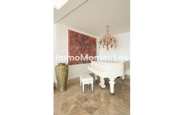 Wiederverkauf - Freistehende Villa - Marbella - Santa Clara
