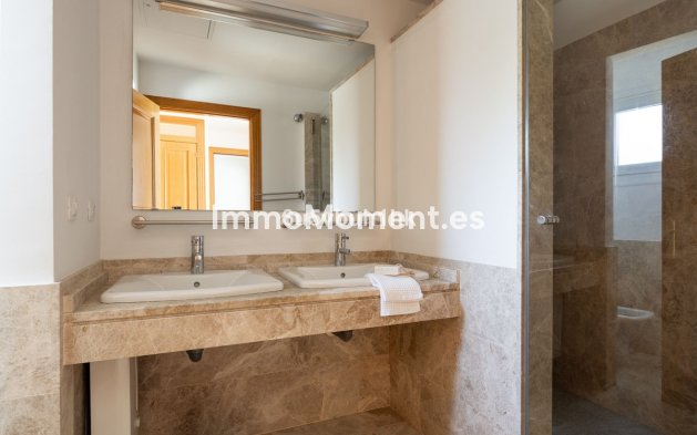 Wiederverkauf - Freistehende Villa - Marbella - Santa Clara