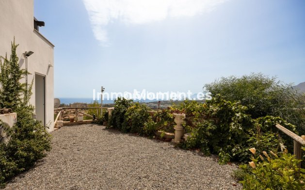 Wiederverkauf - Freistehende Villa - Marbella - Santa Clara