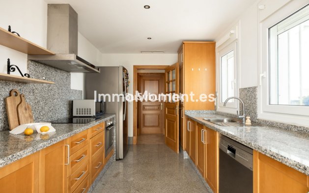 Wiederverkauf - Freistehende Villa - Marbella - Santa Clara