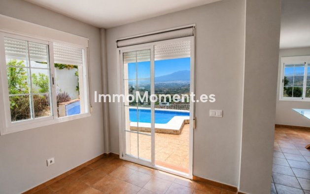 Resale - Detached villa - Inland  - Coín