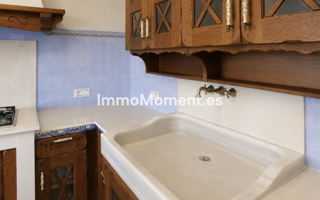 Resale - Detached villa - Inland  - Coín
